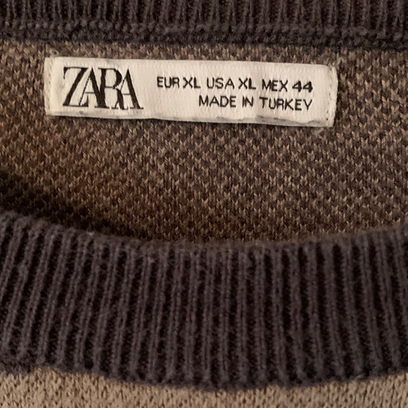 Zara Men's Crewneck Sweater in Black and Brown Stripes - Picture 2 of 3